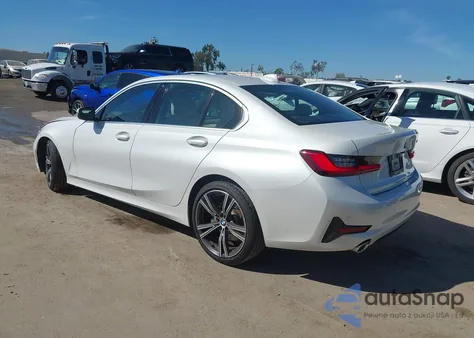 2021 BMW 330I z USA, uszkodzony, nr VIN 3MW5R1J02M8B49907